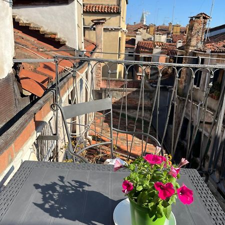 Romantic Rialto Apartment Veneţia Exterior foto