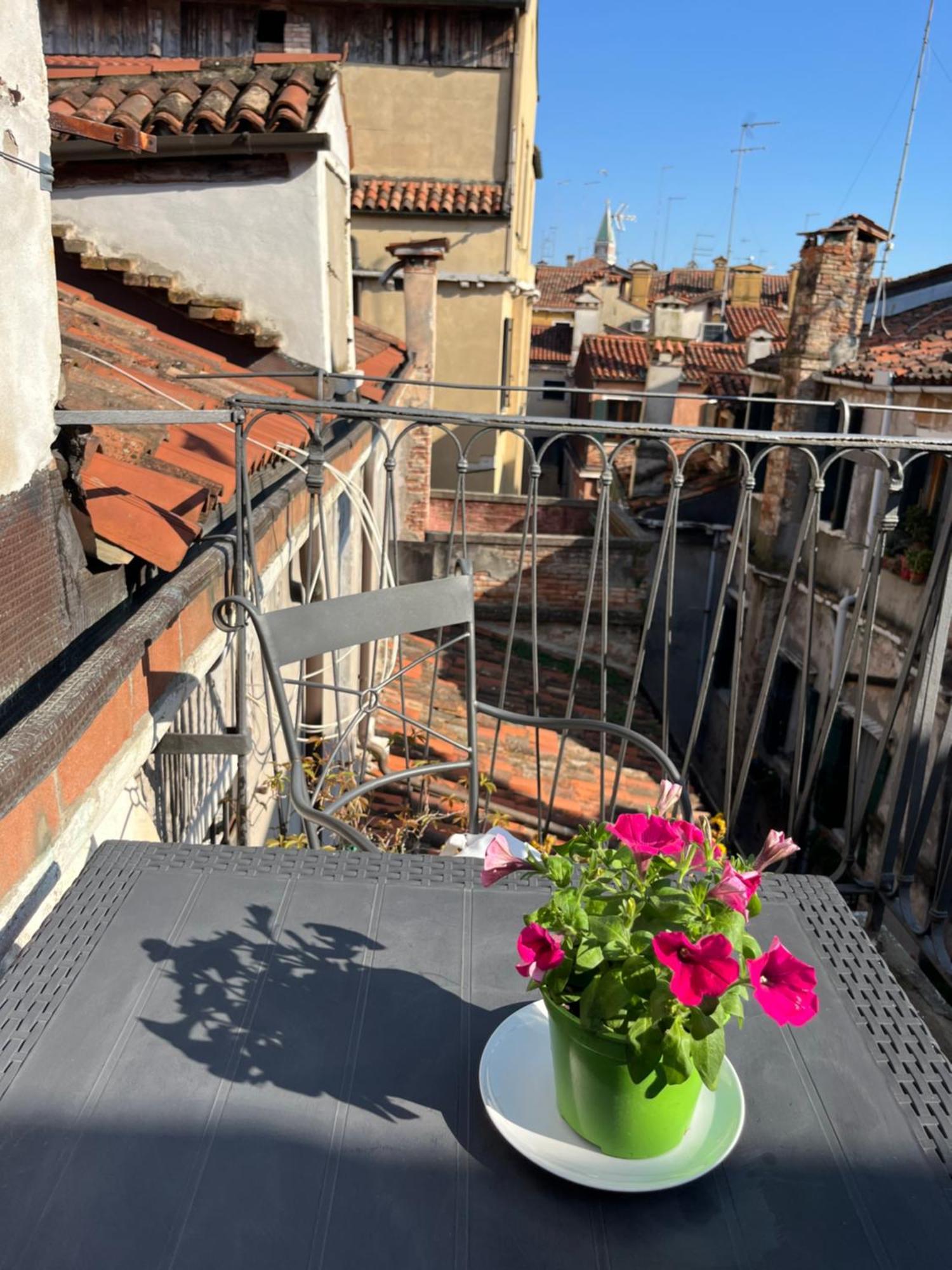 Romantic Rialto Apartment Veneţia Exterior foto